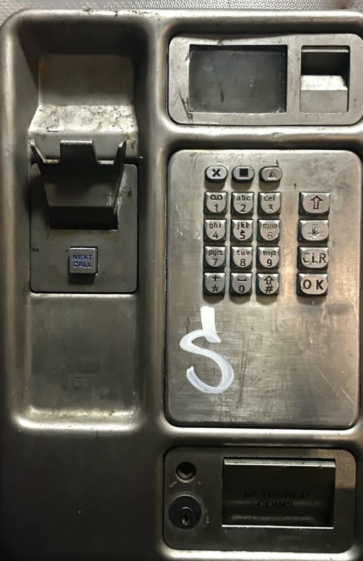 public-telephone.jpeg